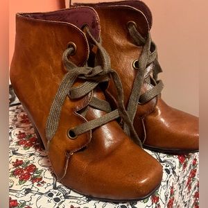 Jeffrey Campbell Tan Ankle Victor Ibiza Bootie